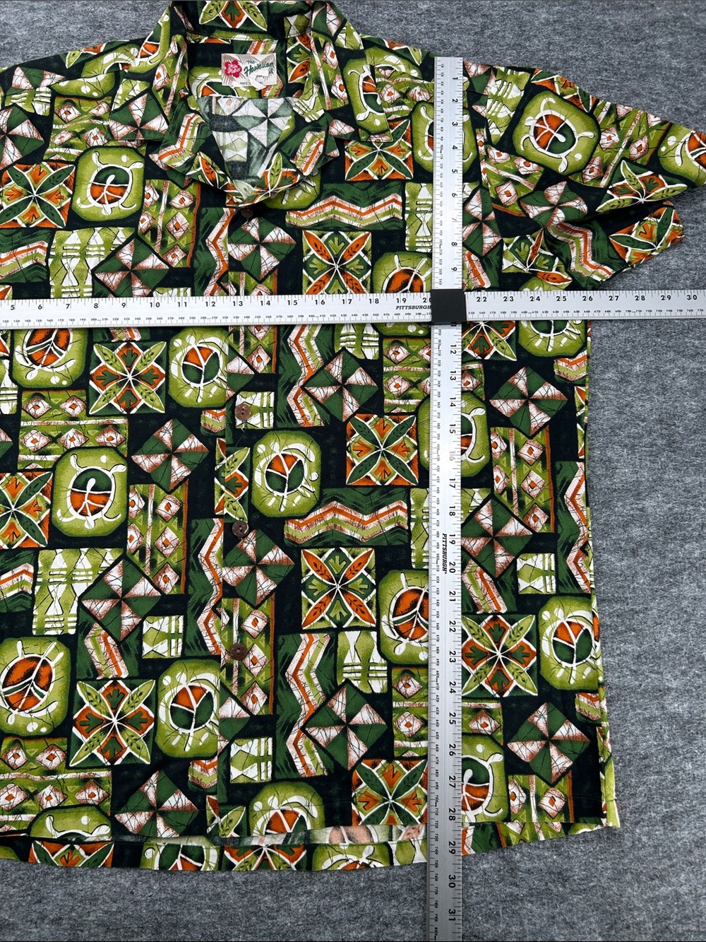 Hilo Hattie Men’s Vintage Olive Green & Black Geometric Hawaiian Shirt SZ XL - Picture 5 of 6